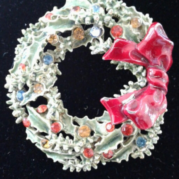 Pins - Picture 6 of 6